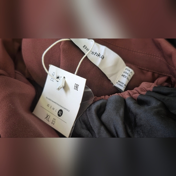 Bershka Brown Open Back Strappy Crop Blazer XL NWT - Picture 5 of 13